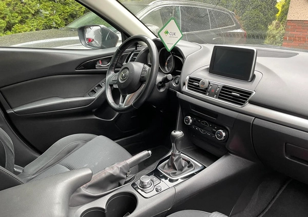 Mazda 3 cena 54500 przebieg: 82000, rok produkcji 2016 z Wołomin małe 92